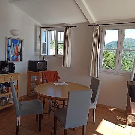 Appartement Les Restanques, Bastides vue Golfe Saint Tropez à Grimaud Extérieur photo