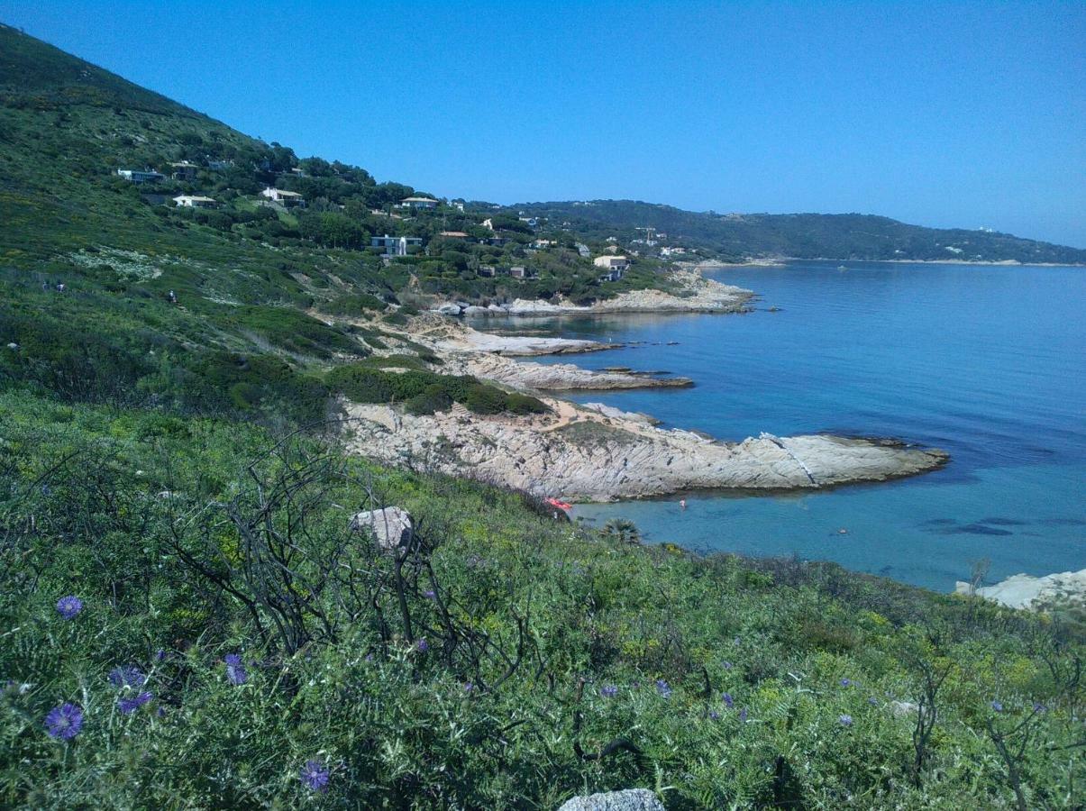 Appartement Les Restanques, Bastides vue Golfe Saint Tropez à Grimaud Extérieur photo